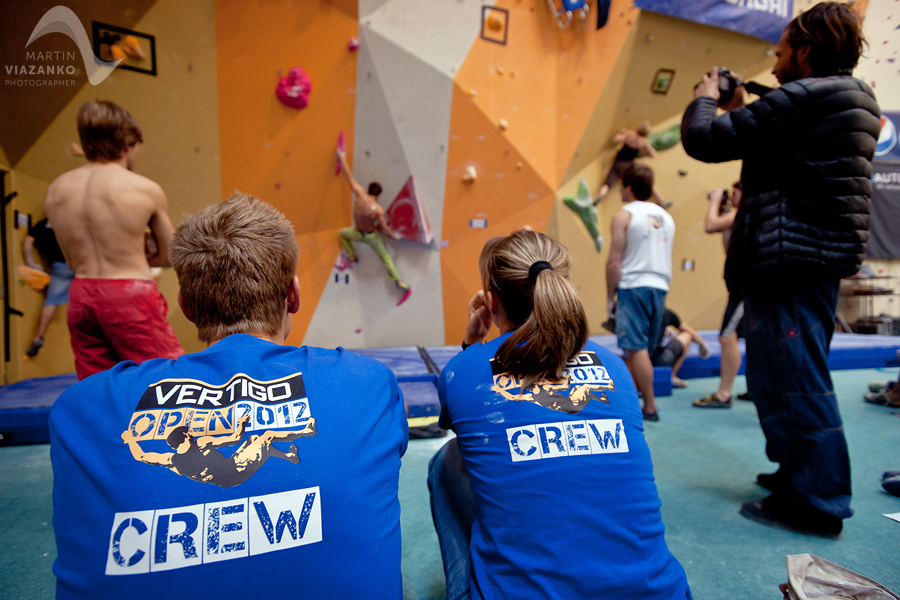 vertigo, open, lezecke, centrum, boulder, bouldering, umela, stena, boulder, pretek